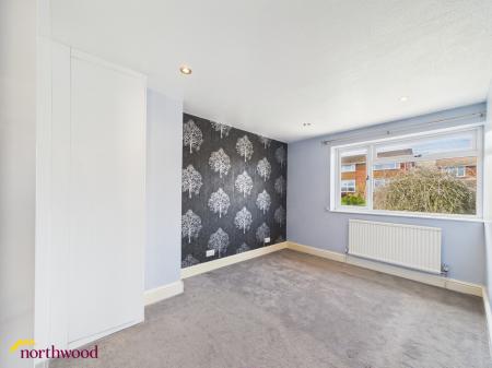 3 bedroom Semi-detached house to let in Kingsway, Banbury, OX16