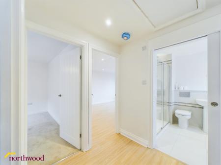 2 bedroom Maisonette to let in Old Parr Close, Banbury, OX16