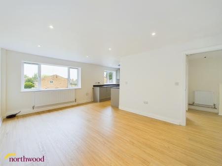 2 bedroom Maisonette to let in Old Parr Close, Banbury, OX16