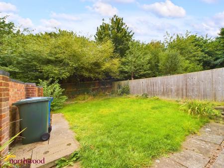 2 bedroom Maisonette to let in Old Parr Close, Banbury, OX16