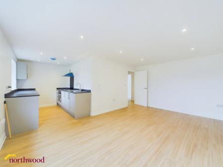 2 bedroom Maisonette to let in Old Parr Close, Banbury, OX16