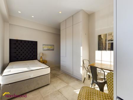 1 bedroom Studio flat to let in Horse Fair, Banbury, OX16