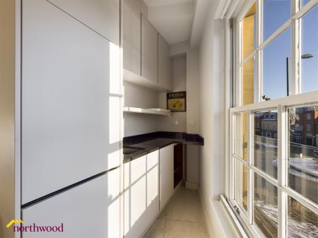 1 bedroom Studio flat to let in Horse Fair, Banbury, OX16