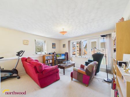 2 bedroom Flat for sale in Broome Way, Banbury, OX16