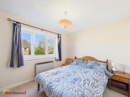 2 bedroom Flat for sale in Broome Way, Banbury, OX16