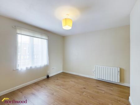 1 bedroom Flat to let in Christchurch Court, Banbury, OX16