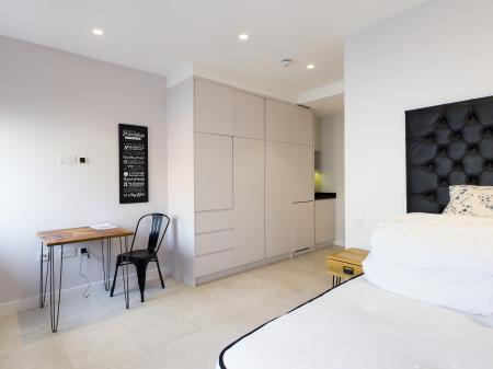 1 bedroom Studio flat to let in Horse Fair, Banbury, OX16