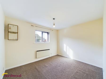 1 bedroom Flat to let in Christchurch Court, Banbury, OX16
