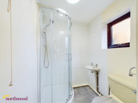 1 bedroom Flat to let in Christchurch Court, Banbury, OX16