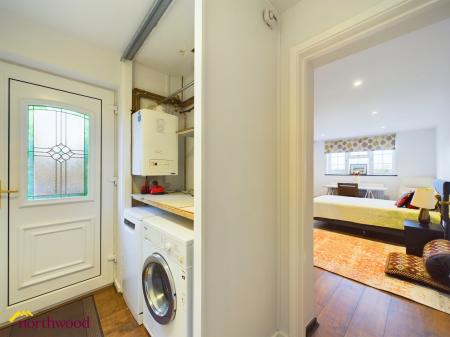 1 bedroom Studio flat to let in Gascoigne Way, Bloxham, OX15