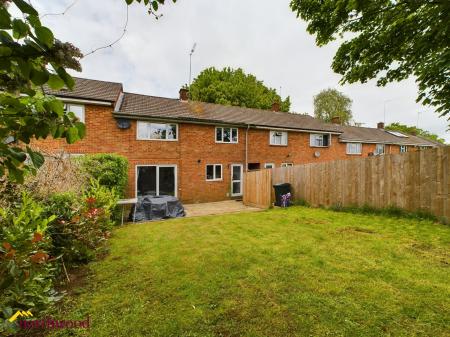 3 bedroom Terraced House for sale in Prescott Close, Banbury, OX16