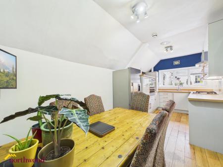 3 bedroom Commercial Property for sale in Butchers Row, Banbury, OX16