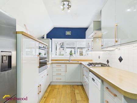 3 bedroom House for sale in Butchers Row, Banbury, OX16