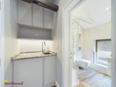 1 bedroom Studio flat to let in Calthorpe Street, Banbury, OX16