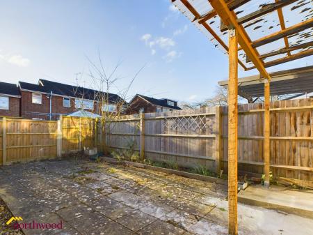 3 bedroom Semi-detached house to let in Riley Drive, Banbury, OX16