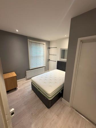 1 bedroom House share to let in High Street, Aylesbury, HP20
