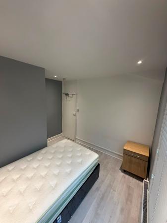 1 bedroom House share to let in High Street, Aylesbury, HP20