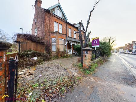 1 bedroom House share to let in Middleton Road, Banbury, OX16