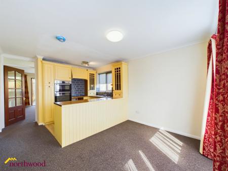 2 bedroom Bungalow to let in Durham Mews, Banbury, OX16