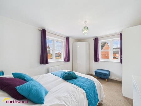 4 bedroom Detached house for sale in Bismore Road, Banbury, OX16