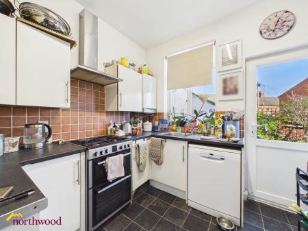2 bedroom Terraced House for sale in Albert Street, Banbury, OX16