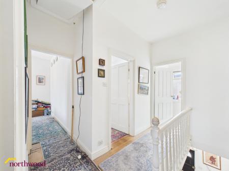 2 bedroom Terraced House for sale in Albert Street, Banbury, OX16