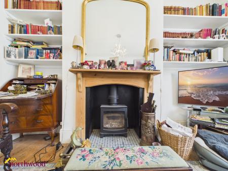 2 bedroom Terraced House for sale in Albert Street, Banbury, OX16