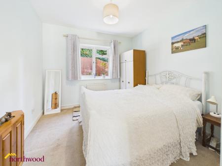 1 bedroom Semi-detached bungalow for sale in Winston Close, Woodford Halse, NN11