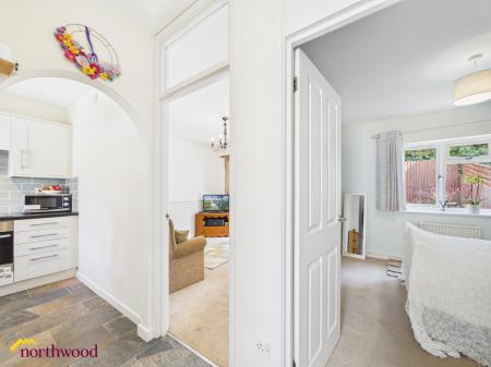 1 bedroom Semi-detached bungalow for sale in Winston Close, Woodford Halse, NN11