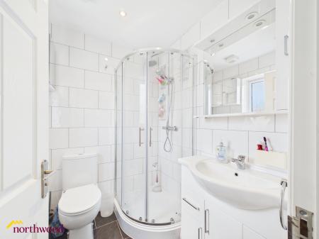 5 bedroom Detached house for sale in Hart Close, Banbury, OX16