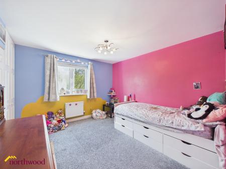 5 bedroom Detached house for sale in Hart Close, Banbury, OX16