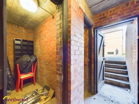 1 bedroom Flat to let in Jubilee Court, Banbury - Garage