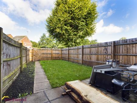 4 bedroom Terraced House to let in Middleton Road, Banbury, OX16