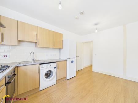 1 bedroom Flat to let in Parsons Street, Banbury, OX16