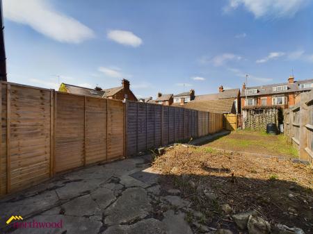 3 bedroom Terraced House to let in Avenue Road, Banbury, OX16