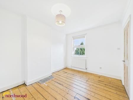 3 bedroom Semi-detached house to let in Grosvenor Road, Banbury, OX16