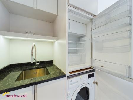 1 bedroom Studio flat to let in Horse Fair, Banbury, OX16