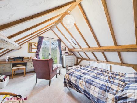 2 bedroom Detached house for sale in Riverside, Tiddington Road, Stratford-upon-Avon, CV37