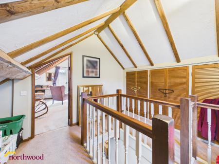 2 bedroom Detached house for sale in Riverside, Tiddington Road, Stratford-upon-Avon, CV37
