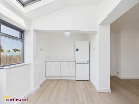 3 bedroom Terraced House to let in Ruscote Avenue, Banbury, OX16