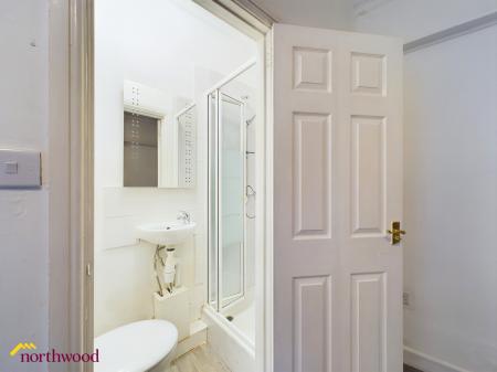 1 bedroom House share to let in 6 Horsefair, Banbury, OX16