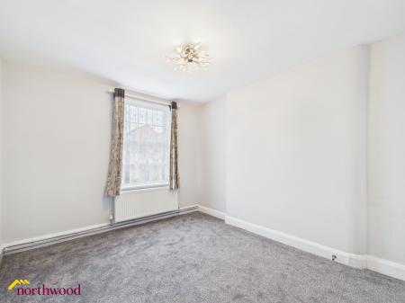 2 bedroom Ground floor maisonette for sale in Coventry Street, Southam, Warwickshire