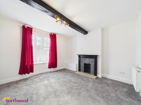 2 bedroom Ground floor maisonette for sale in Coventry Street, Southam, Warwickshire