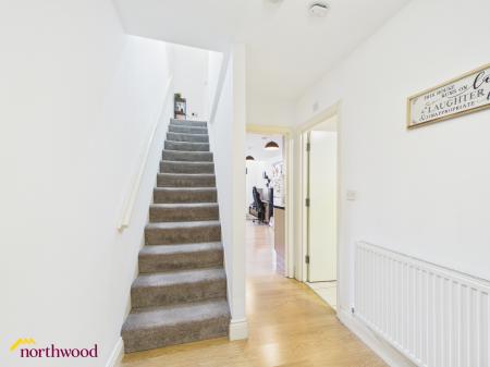 2 bedroom Flat to let in Parsons Street, Banbury, OX16