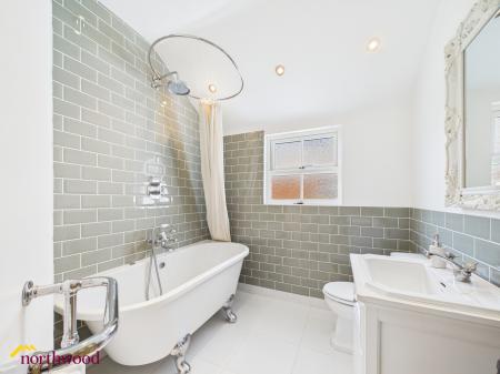 3 bedroom Terraced House to let in Fairview, Banbury, OX16