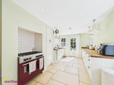 3 bedroom Terraced House to let in Fairview, Banbury, OX16