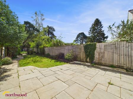 3 bedroom Terraced House to let in Fairview, Banbury, OX16