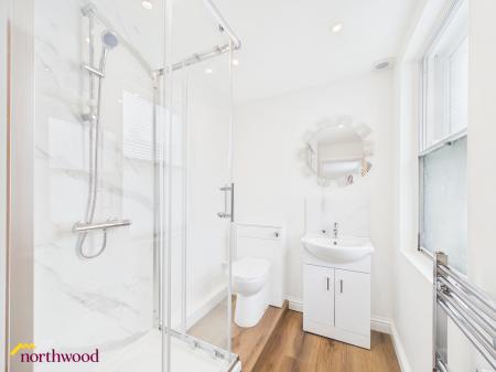 1 bedroom Studio flat to let in George Street, Banbury, OX16