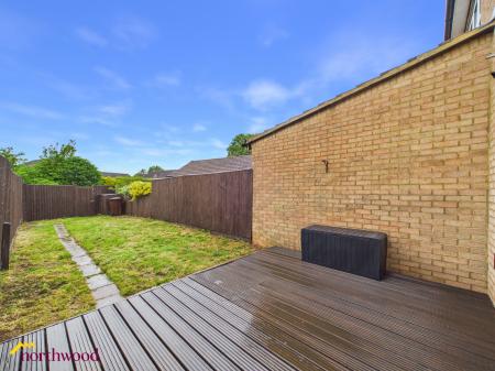2 bedroom Terraced House to let in Amberley Court, Banbury, OX16