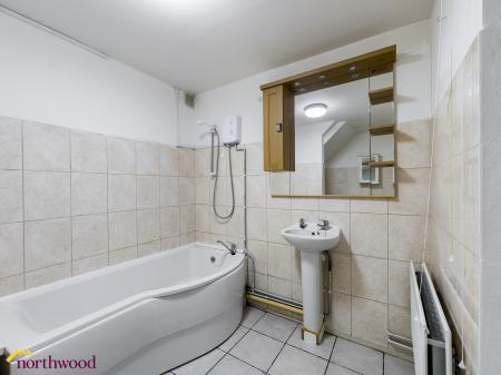 1 bedroom Flat to let in South Street, Banbury, OX16